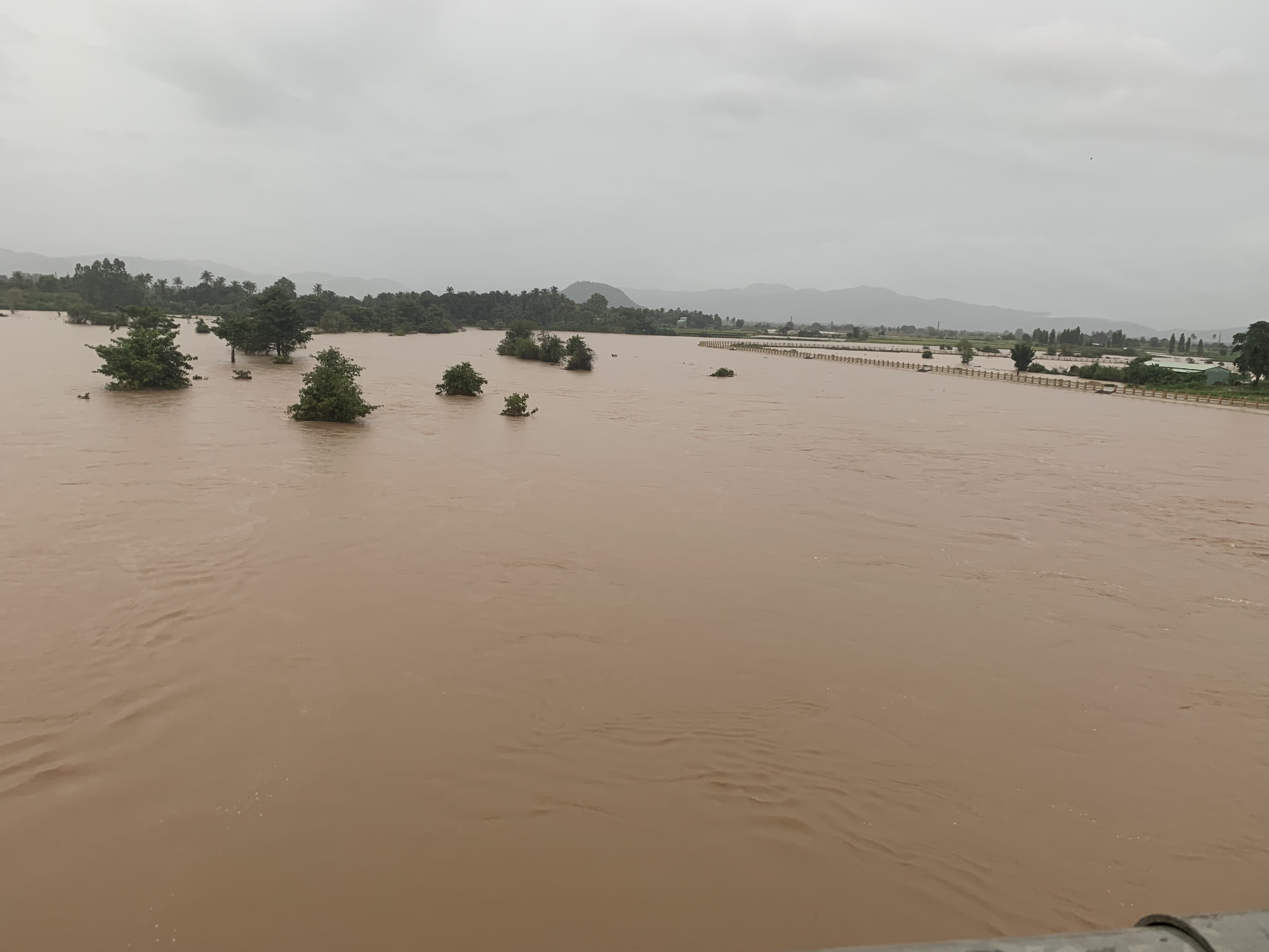 Nhiều địa phương thiệt hại do mưa lũ, UBND tỉnh Gia Lai chỉ đạo khẩn trương ứng phó với thiên tai