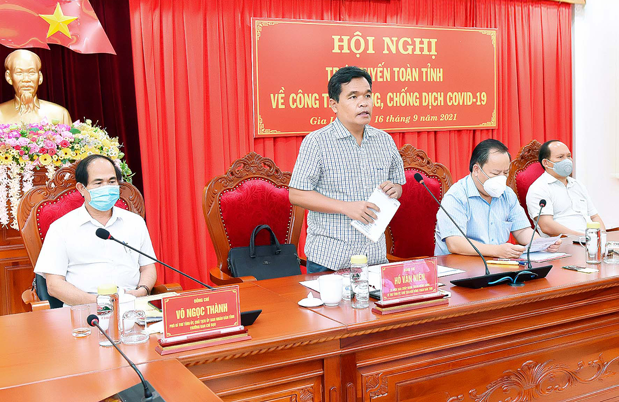 Bí thư Tỉnh ủy Hồ Văn Niên: Thực hiện "2 chống, 3 xây" trong phòng-chống dịch