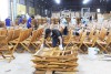 Doanh nghiệp chế biến gỗ trên địa bàn tỉnh đang nỗ lực vượt khó để giữ đà tăng trưởng. Ảnh: Hải Yến