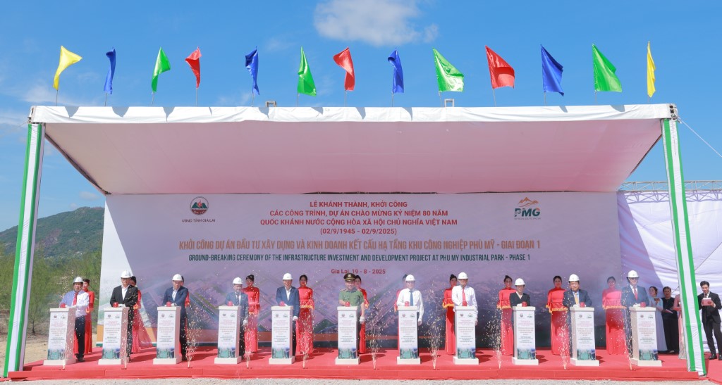 GROUND–BREAKING CERMONY OF THE INFRASTRUCTURE INVESTMENT AND DEVELOPMENT PROJECT AT PHU MY INDUSTRIAL PARK – PHASE 1