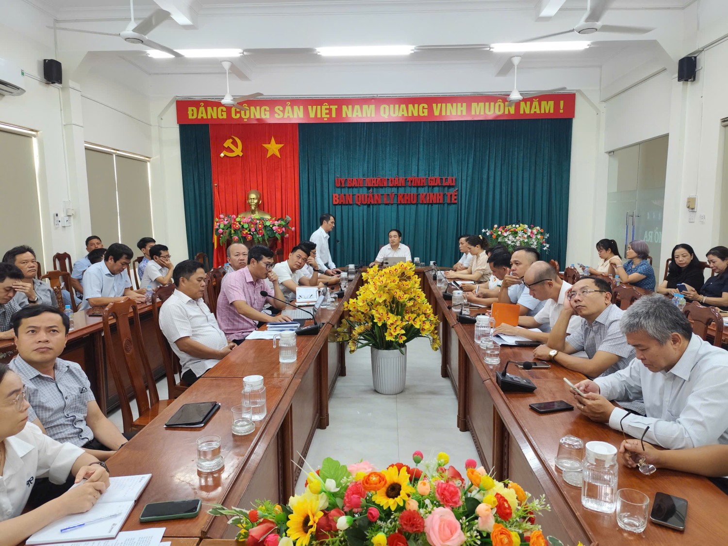 Ban Quản lý Khu kinh tế sơ kết tình hình thực hiện nhiệm vụ 9 tháng đầu năm 2026