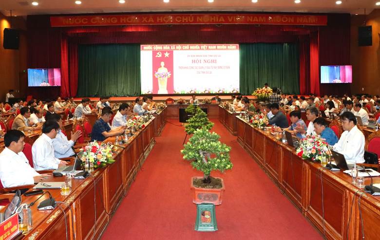 Quang cảnh hội nghị