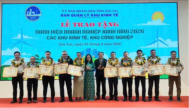 Ban Quản lý Khu kinh tế tỉnh Gia Lai vinh danh “Doanh nghiệp xanh” - lan tỏa thông điệp phát triển bền vững nhân ngày Môi trường Thế giới ngày 05/6/2026