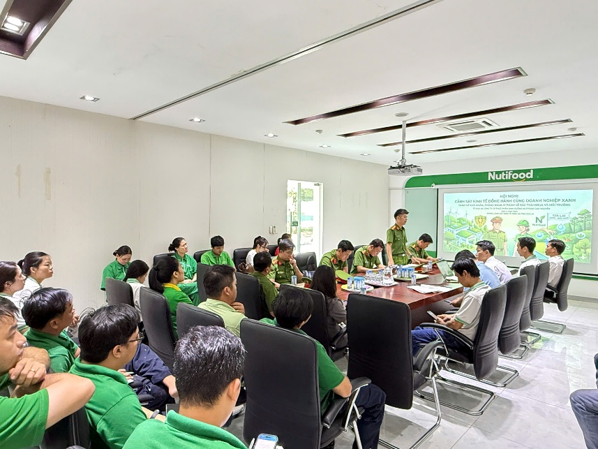 Quang cảnh Hội nghị