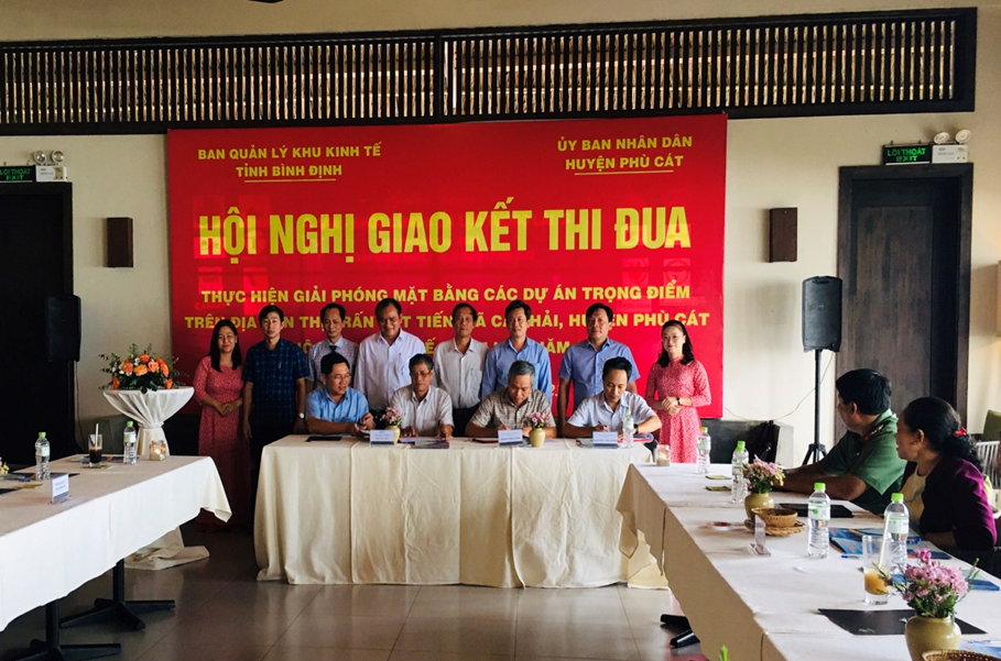 Nghi thức ký kết Giao ước thi đua 