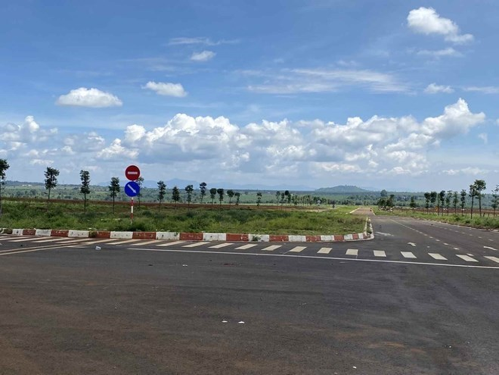 Bên ngoài dự án Khu công nghiệp Nam Pleiku. Ảnh: Thanh Tuấn