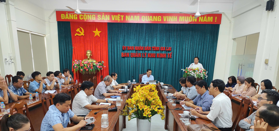 Đồng chí Nguyễn Thanh Nguyên phát biểu kết luận Hội nghị